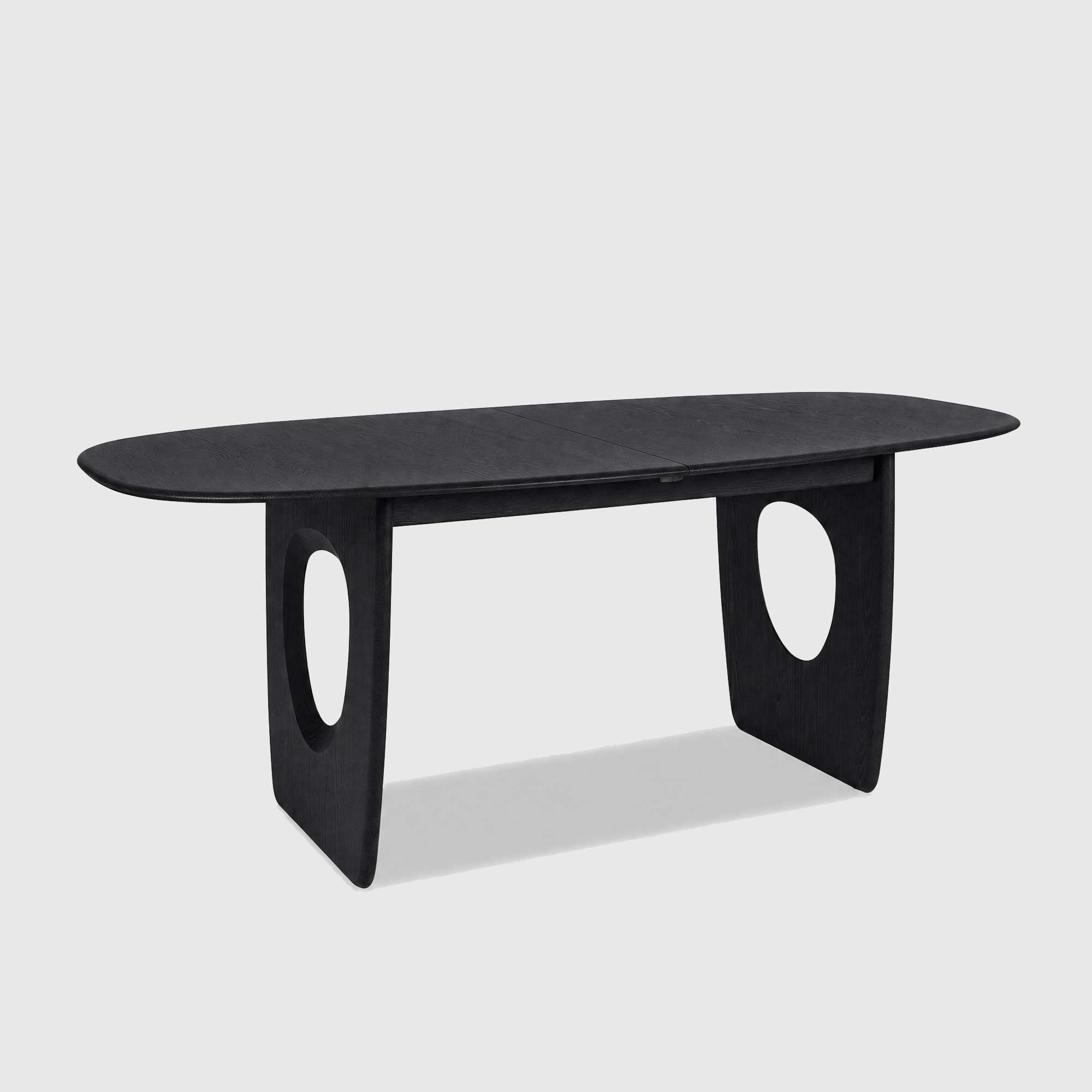 Ercol highmoor ext dining table in round in brown