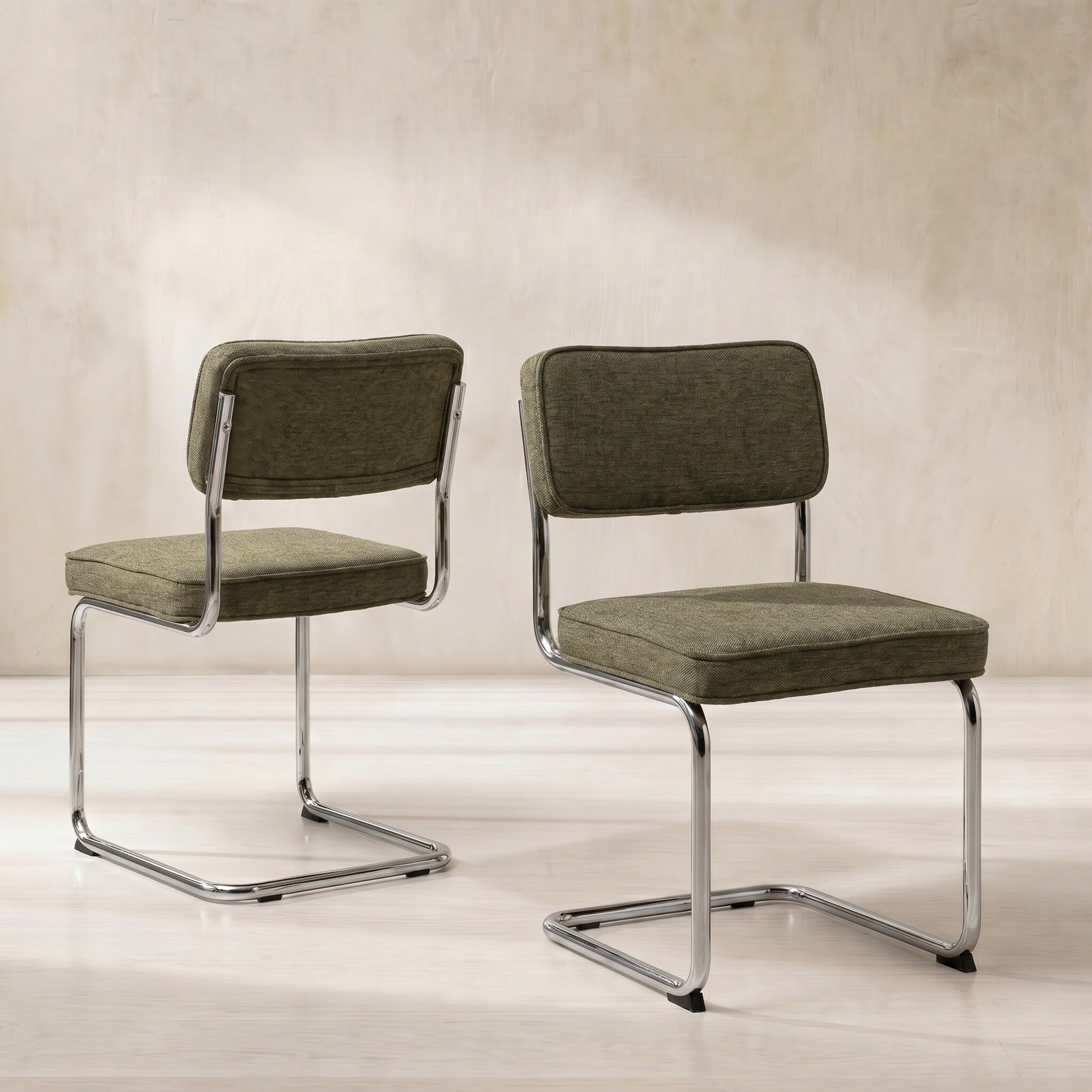 Nellim dining chair in green fabric