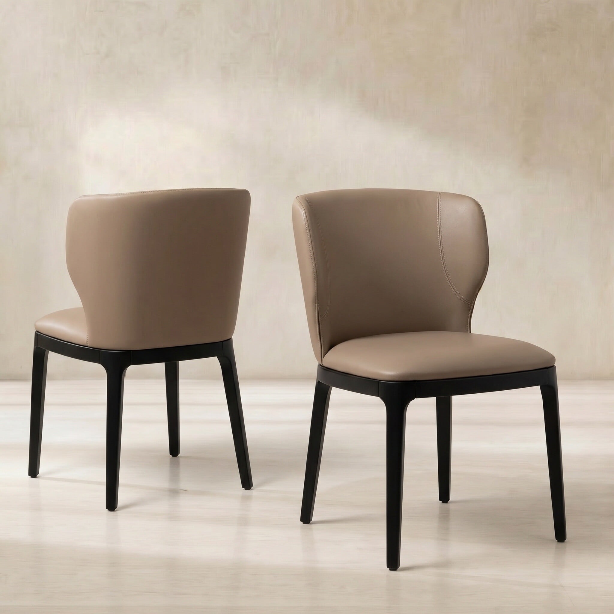 Skagen dining chair in brown