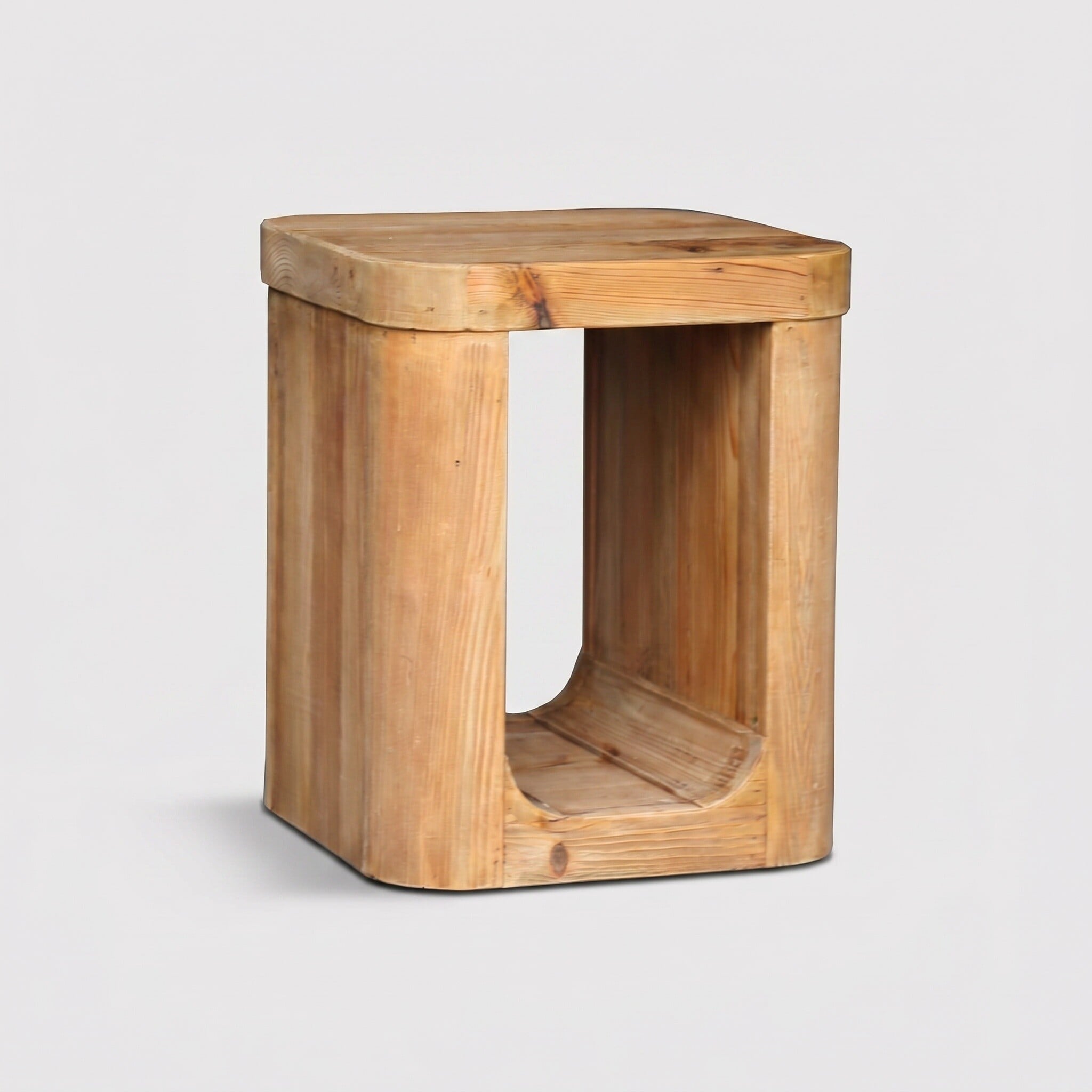 View Sylvan lamp table 45x45x55cm in pine wood View Sylvan lamp table 45x45x55cm in pine wood