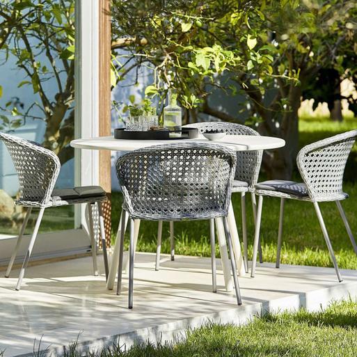 Lean Chair With Cushion