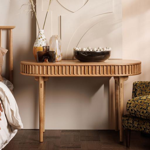 Barker and stonehouse console outlet table
