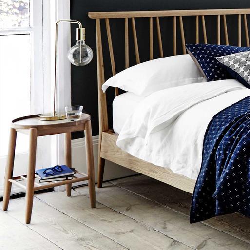 Shalstone bed outlet