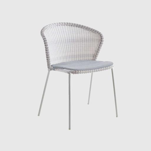 Cane line sales lean chair